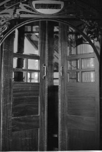 Holztüren-Aufzug-Kabine