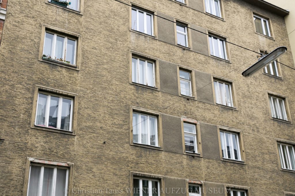 Fassade_mit_original_Putz