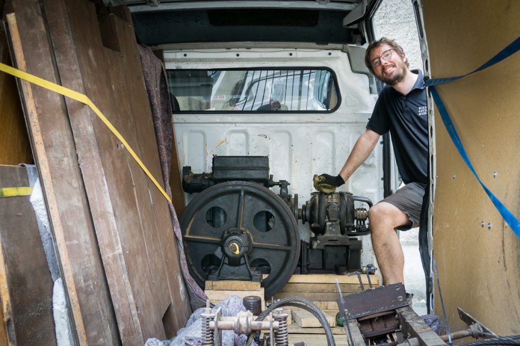 Zusammengebauter Antrieb im Lieferwagen